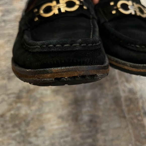 Mens vintage suede Ferragamo loafers - Picture 6 of 15